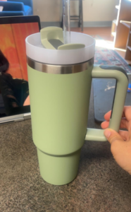 16pcs Sublimation Blank Stanley Dupe 40oz Tumbler with Handle Stainless Steel Car Cup H1.0&2.0 photo review