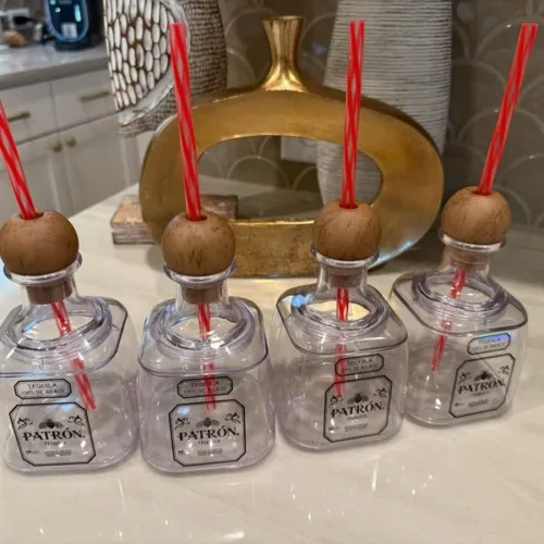 Wholesale Mini 13oz Tequila Liquor Patron Wine Cocktail Plastic Cup with Cork photo review