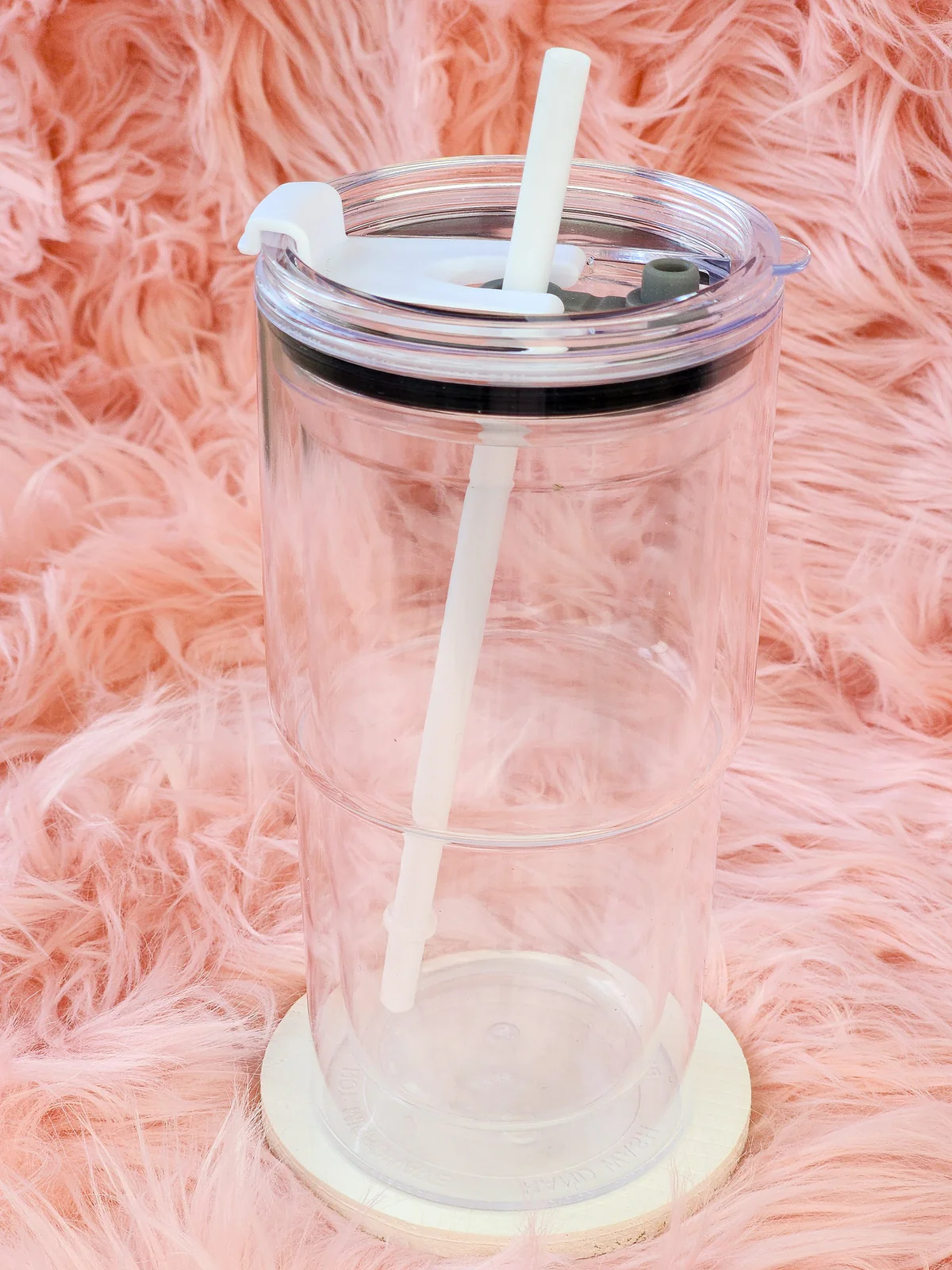 16oz Snow Globe Plastic Tumbler with Colored Lids & Straws 40pcs