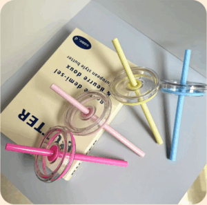 lids-of-16oz-acrylic-plastic-coffee-cup-single-layer-straw-cup