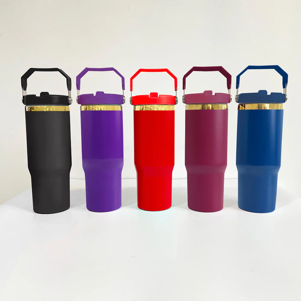 wholesale-30oz-mirror-gold-plated-travel-mugs-with-flip-straw-display