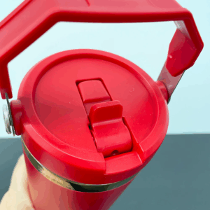 details-of-wholesale-30oz-mirror-gold-plated-travel-mugs-with-flip-straw