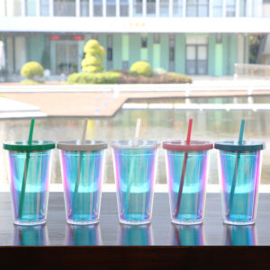 500ml Iridescent Plastic Cups with Lids and Straws 40pcs