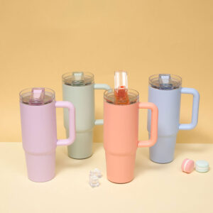 20/30/40oz Insulated Stainless Steel Water Bottle with Flip Top Straw 20/30/40oz Insulated Stainless Steel Water Bottle with Flip Top Straw